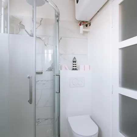 Peaceful & Artistic 1bd - Picpus Paris! Appartement Parijs